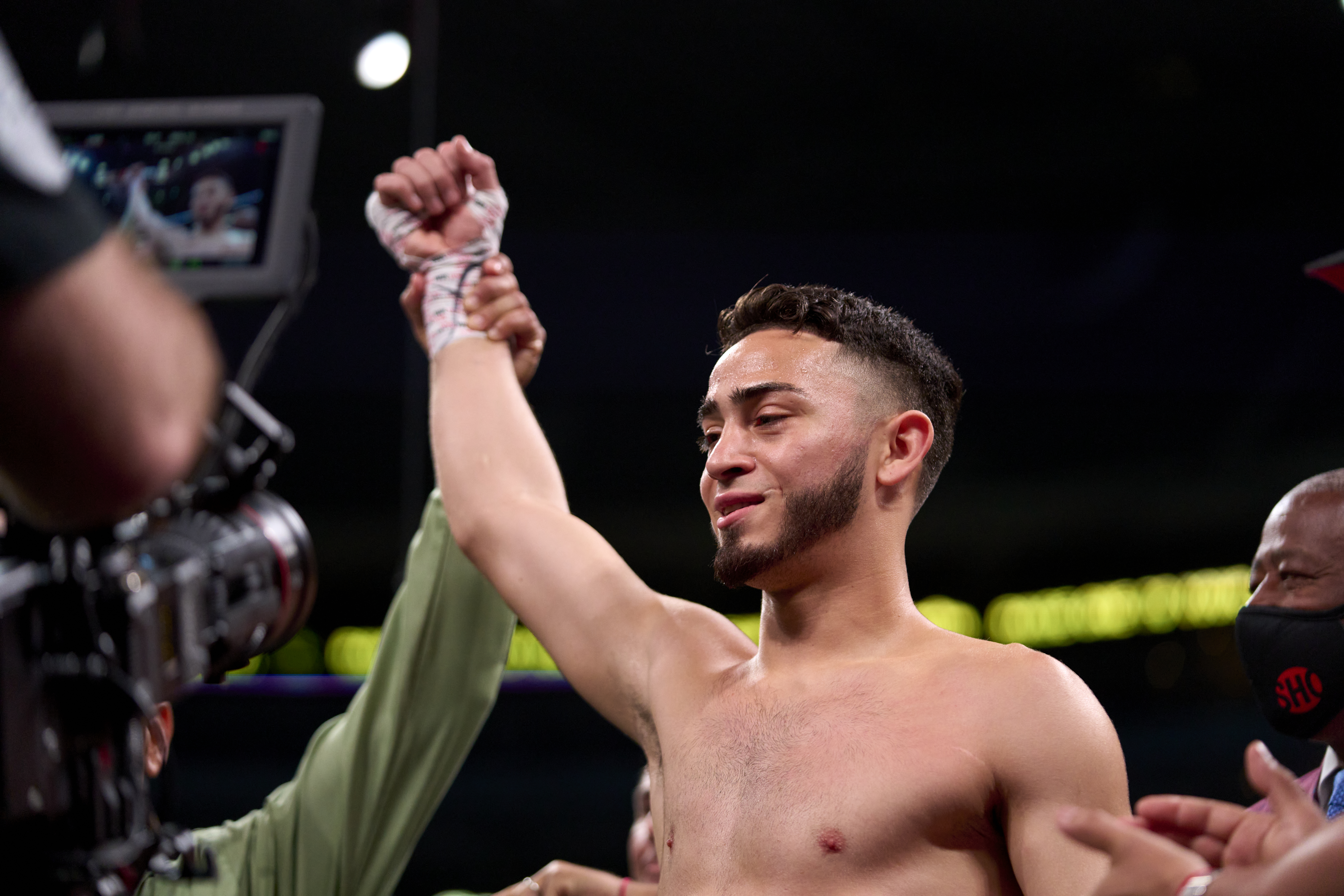 Jose Valenzuela credits David Benavidez’s defensive ability in the pocket as being an overlooked skill.