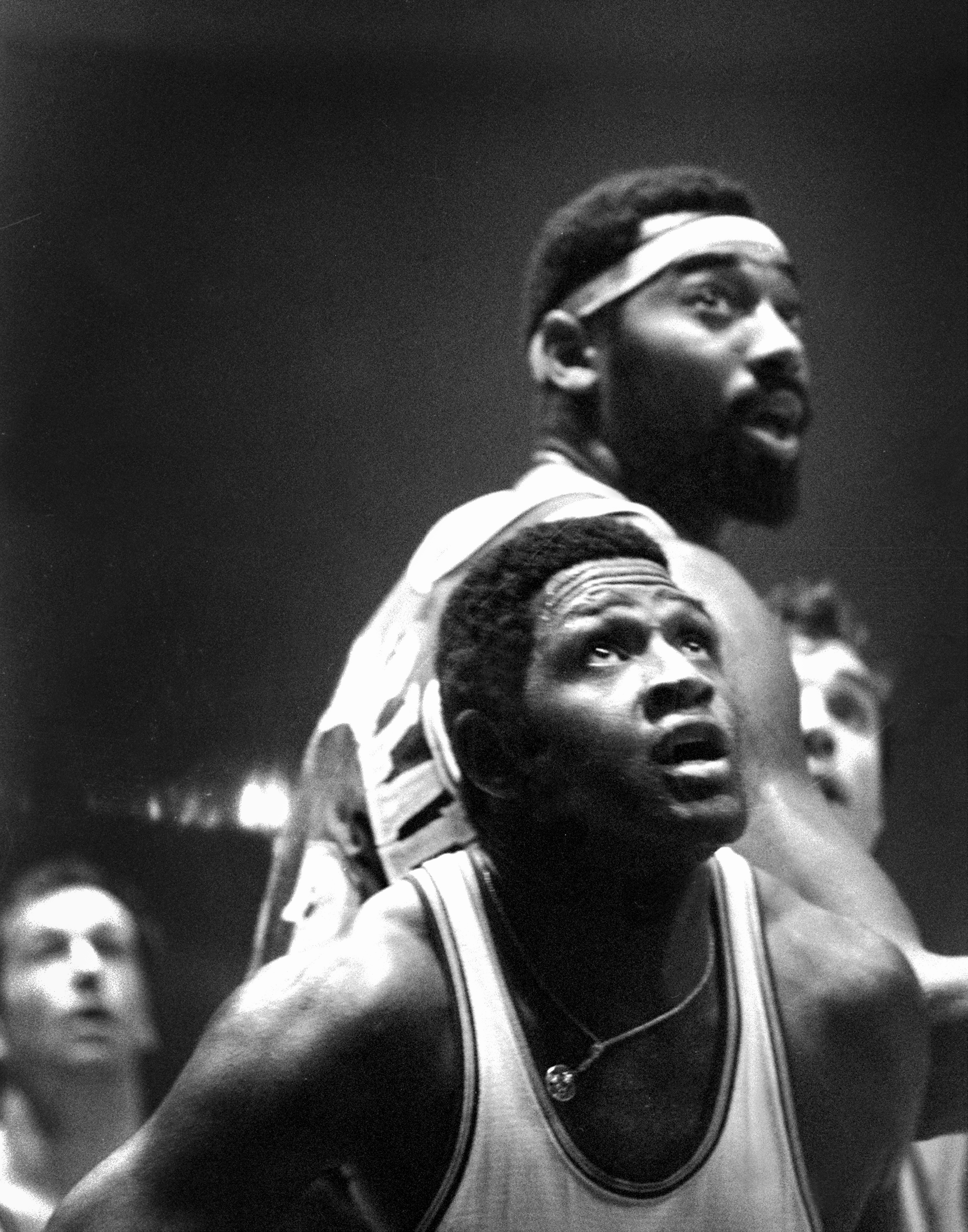 Willis Reed of the Knicks (foreground) and Wilt Chamberlain