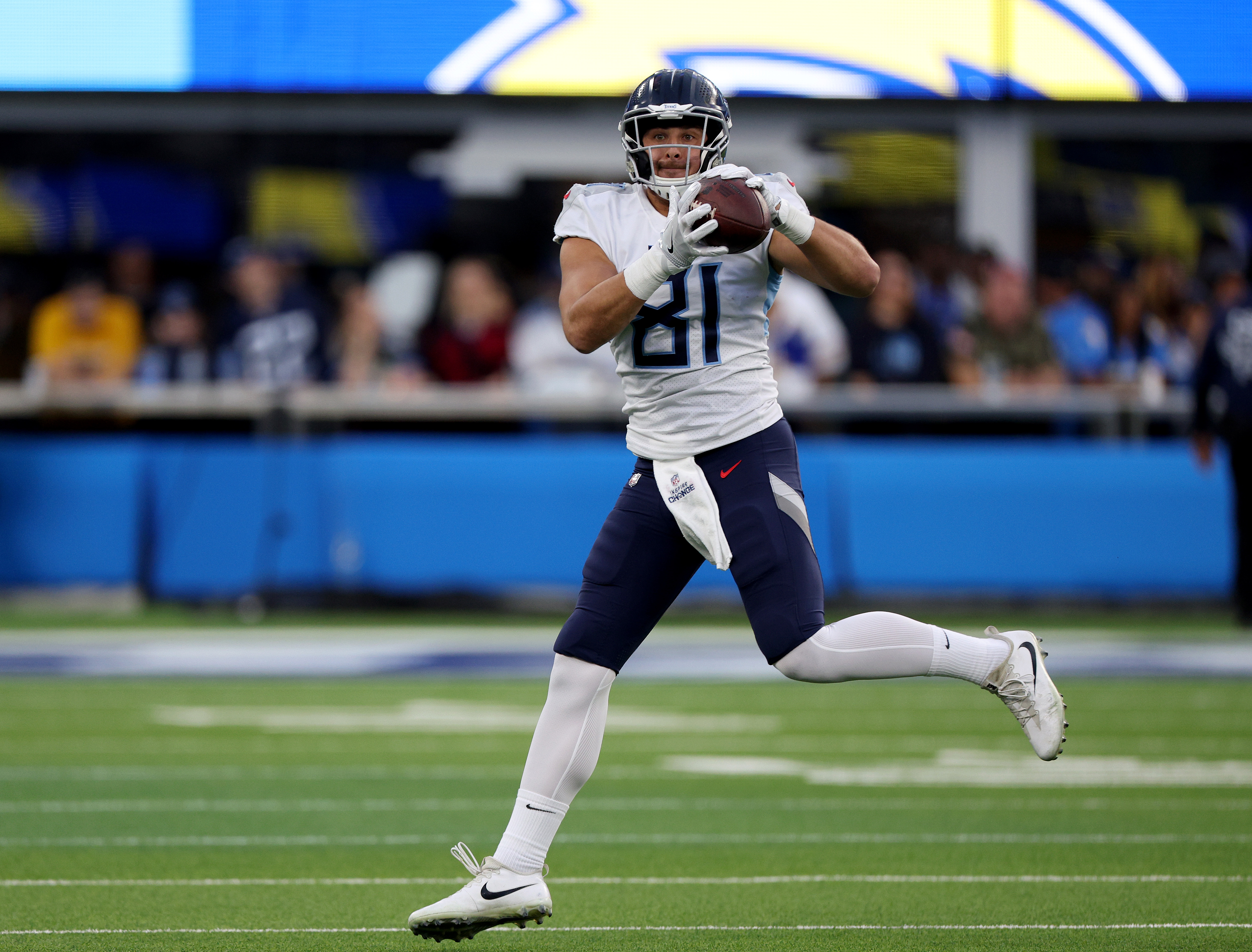 Tennessee Titans v Los Angeles Chargers