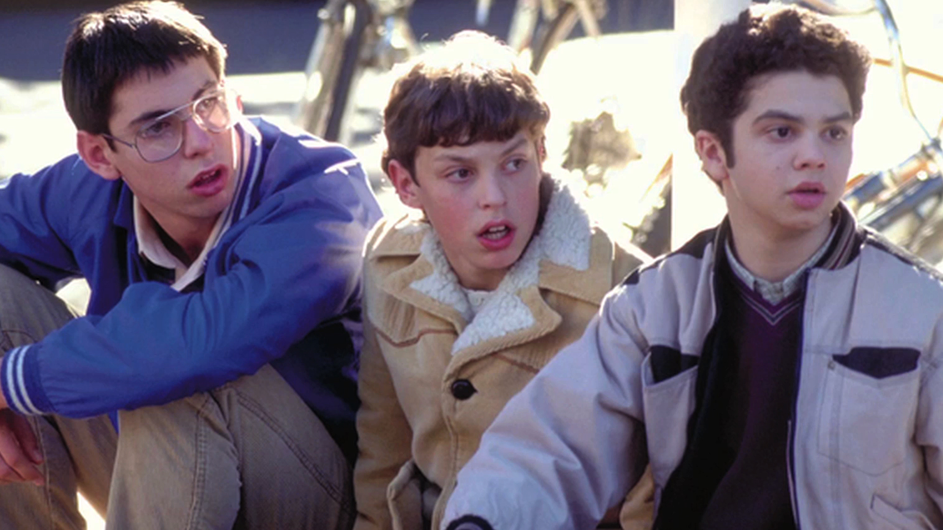 A young Martin Starr, John Francis Daley, and Samm Levine in Freaks and Geeks