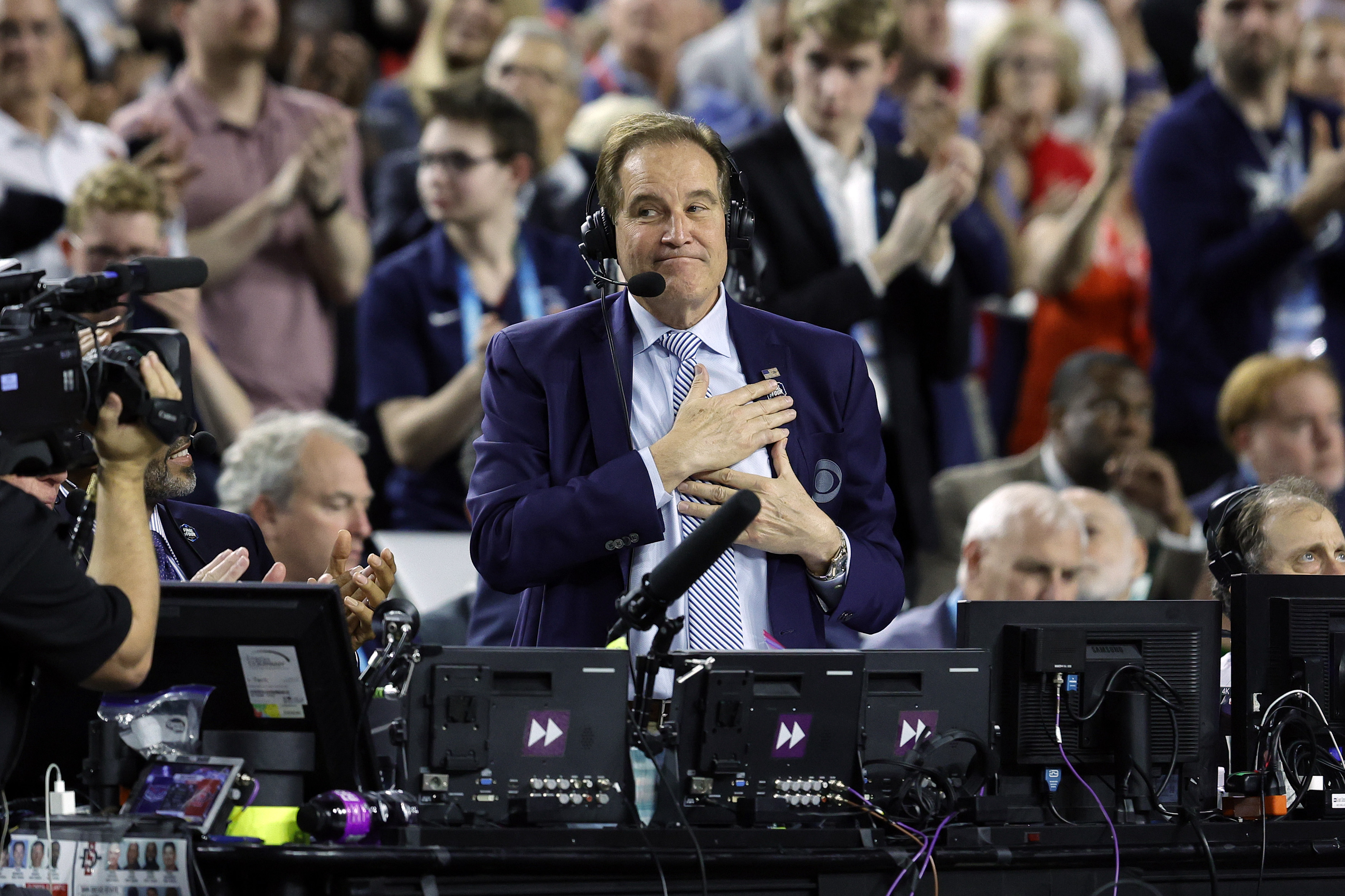 HOUSTON, TEXAS - APRIL 01: Announcer Jim Nantz reacts during the first half in the game between the Florida Atlantic Owls and San Diego State Aztecs during the NCAA Men’s Basketball Tournament Final Four semifinal game at NRG Stadium on April 01, 2023 in Houston, Texas.