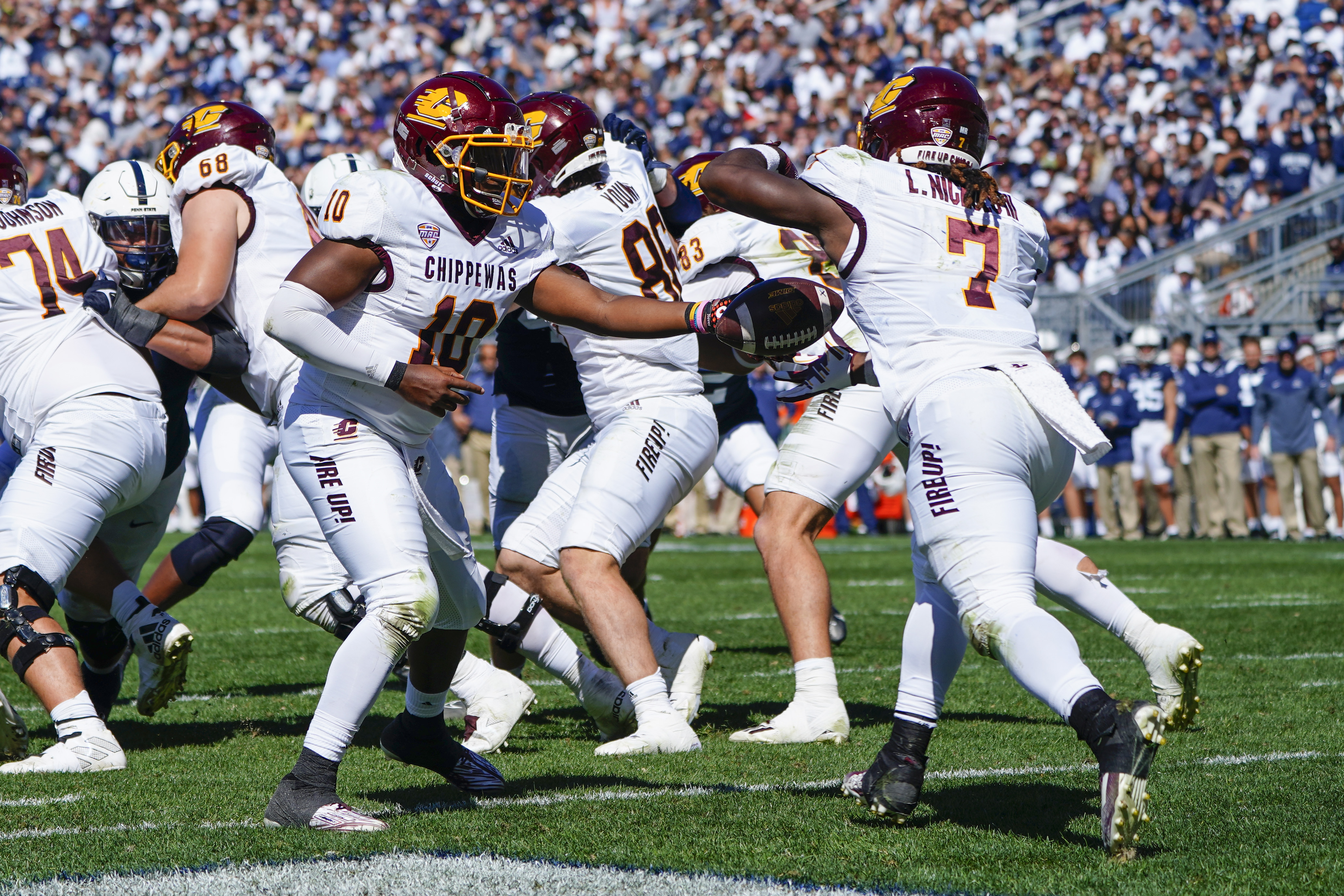 COLLEGE FOOTBALL: SEP 24 Central Michigan at Penn State