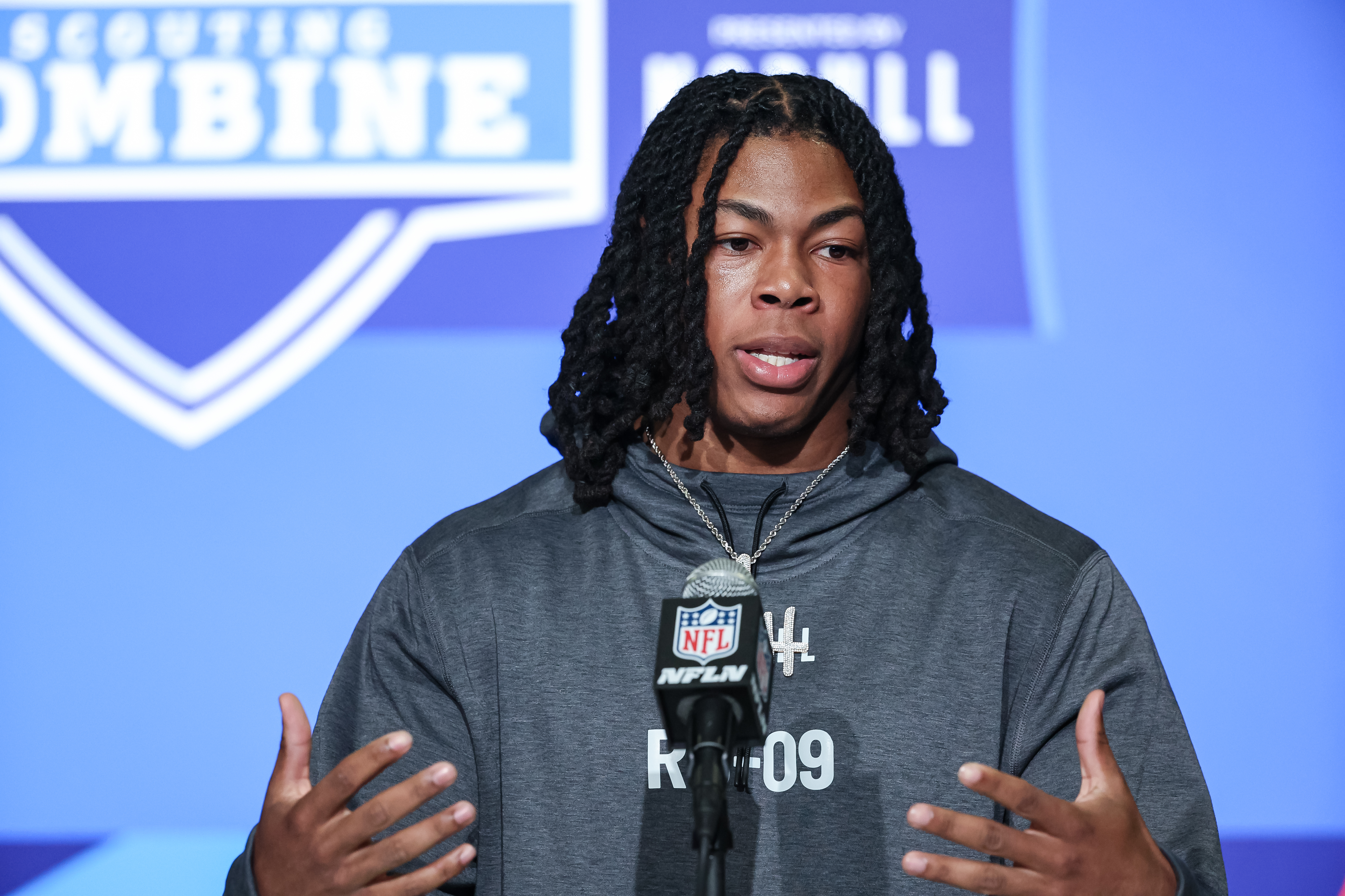Running back Jahmyr Gibbs of Alabama speaks to the media during the NFL Combine at Lucas Oil Stadium on March 4, 2023 in Indianapolis, Indiana.