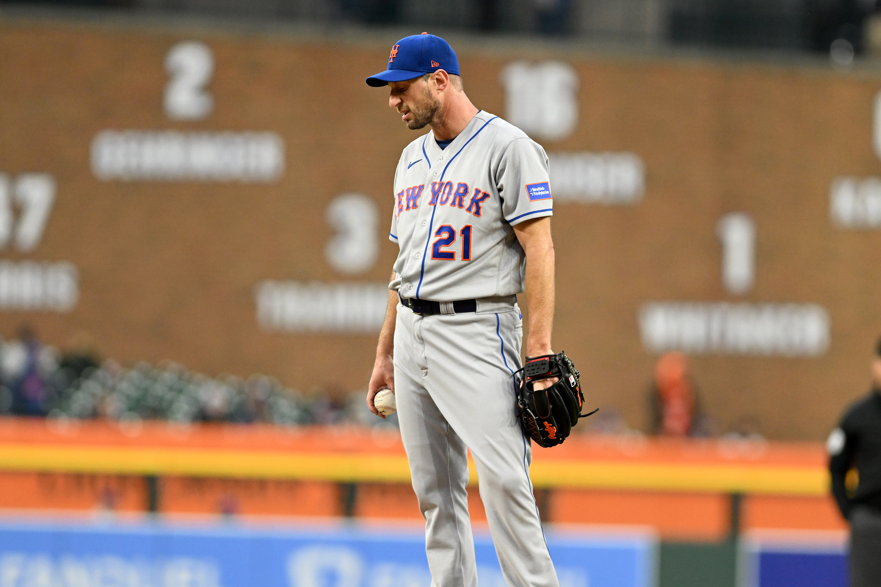 MLB: Game Two-New York Mets at Detroit Tigers