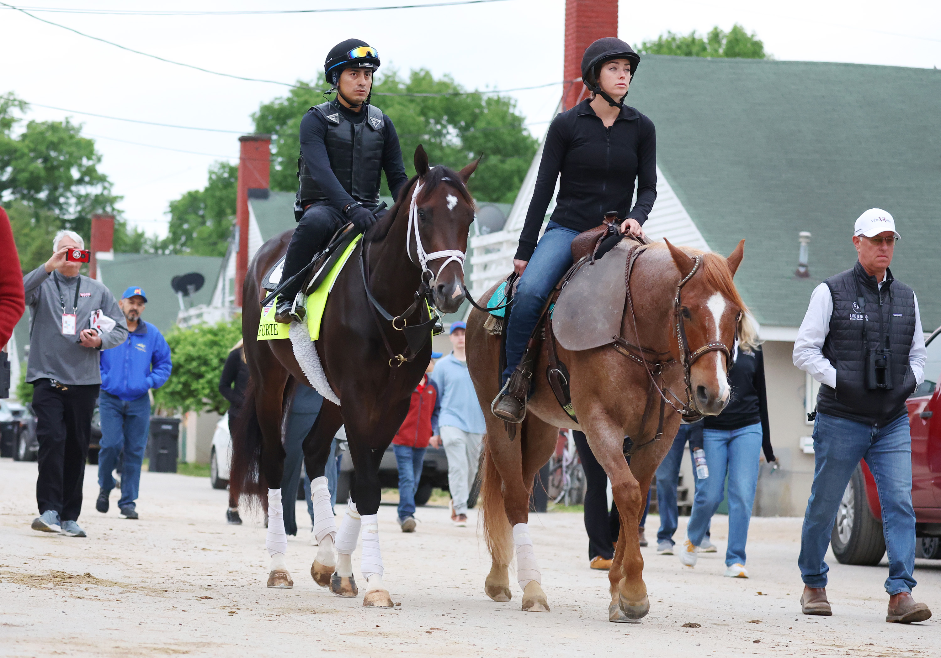 HORSE RACING: MAY 06 Kentucky Derby