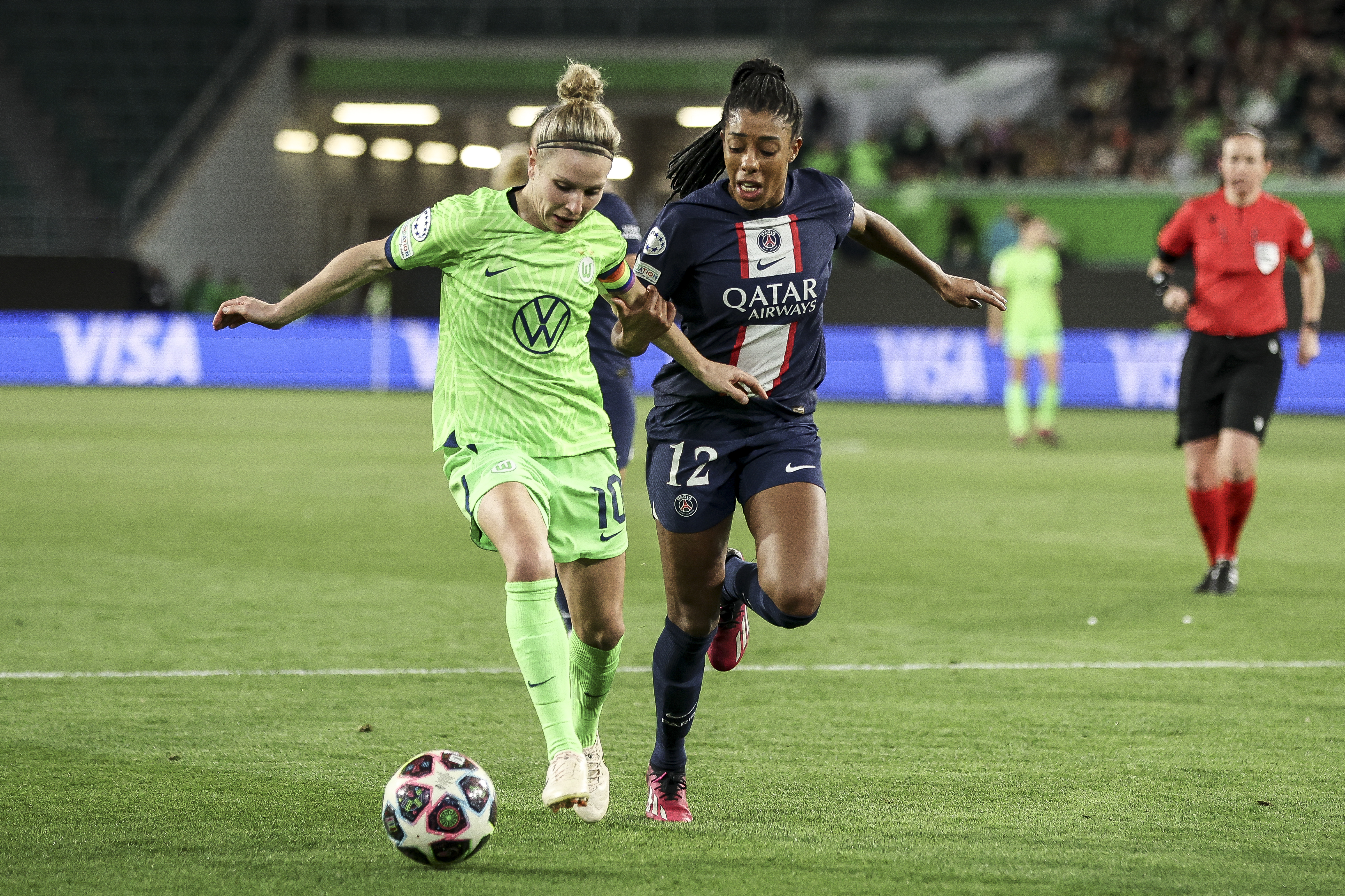 VfL Wolfsburg v Paris Saint-Germain: Quarter-Final 2nd Leg - UEFA Women’s Champions League