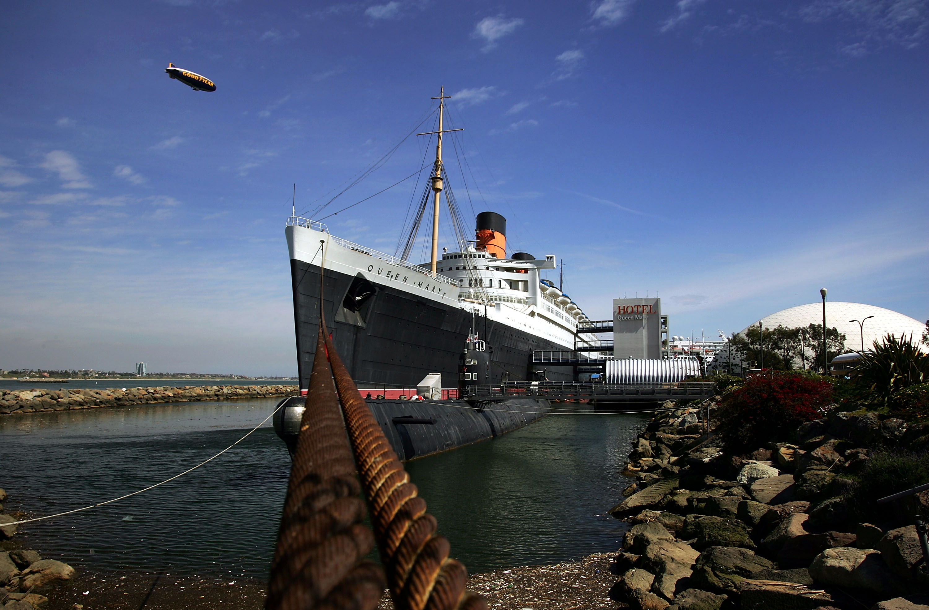 Queen Mary Liner Faces Bankruptcy
