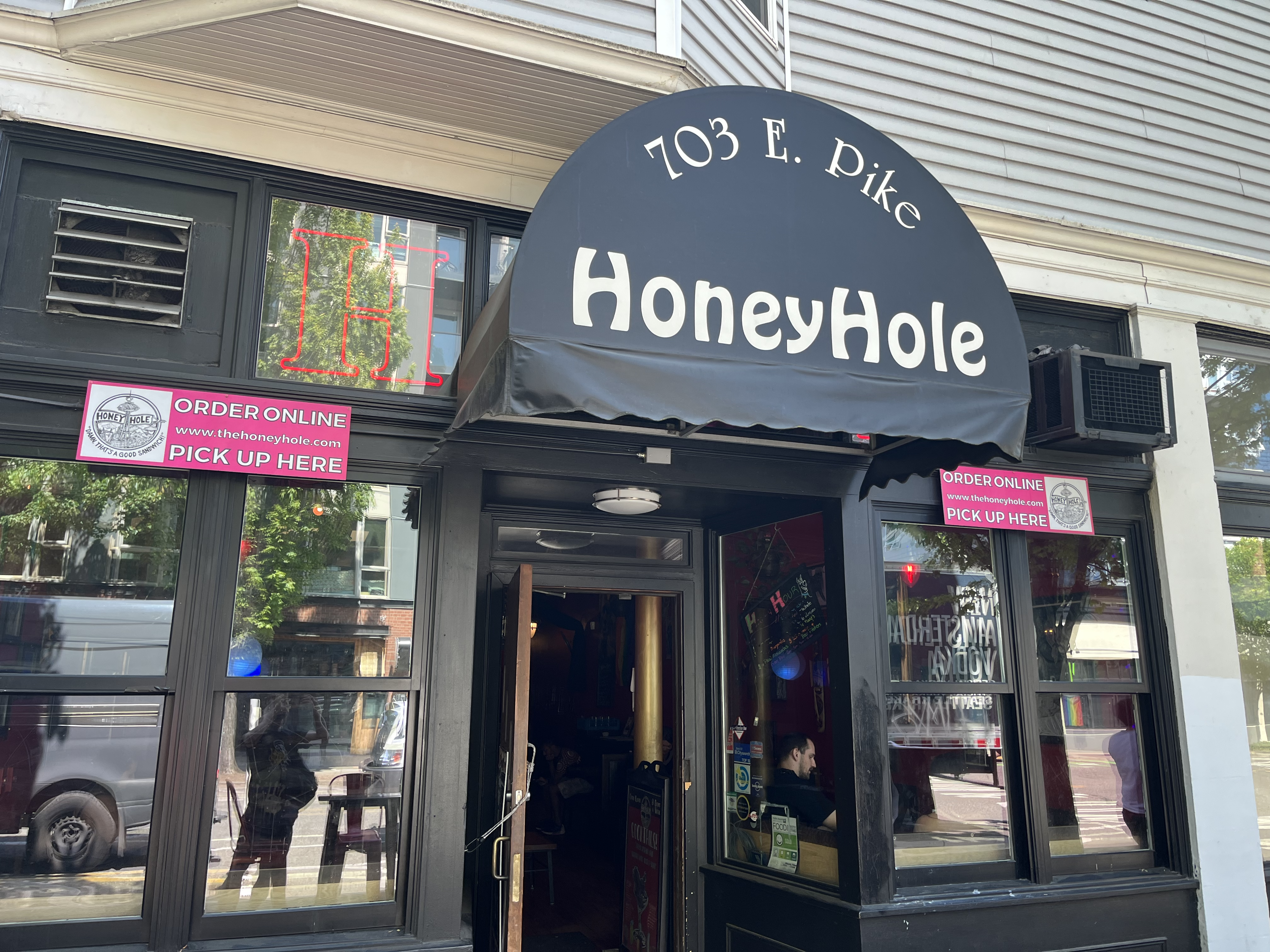 The HoneyHole storefront.