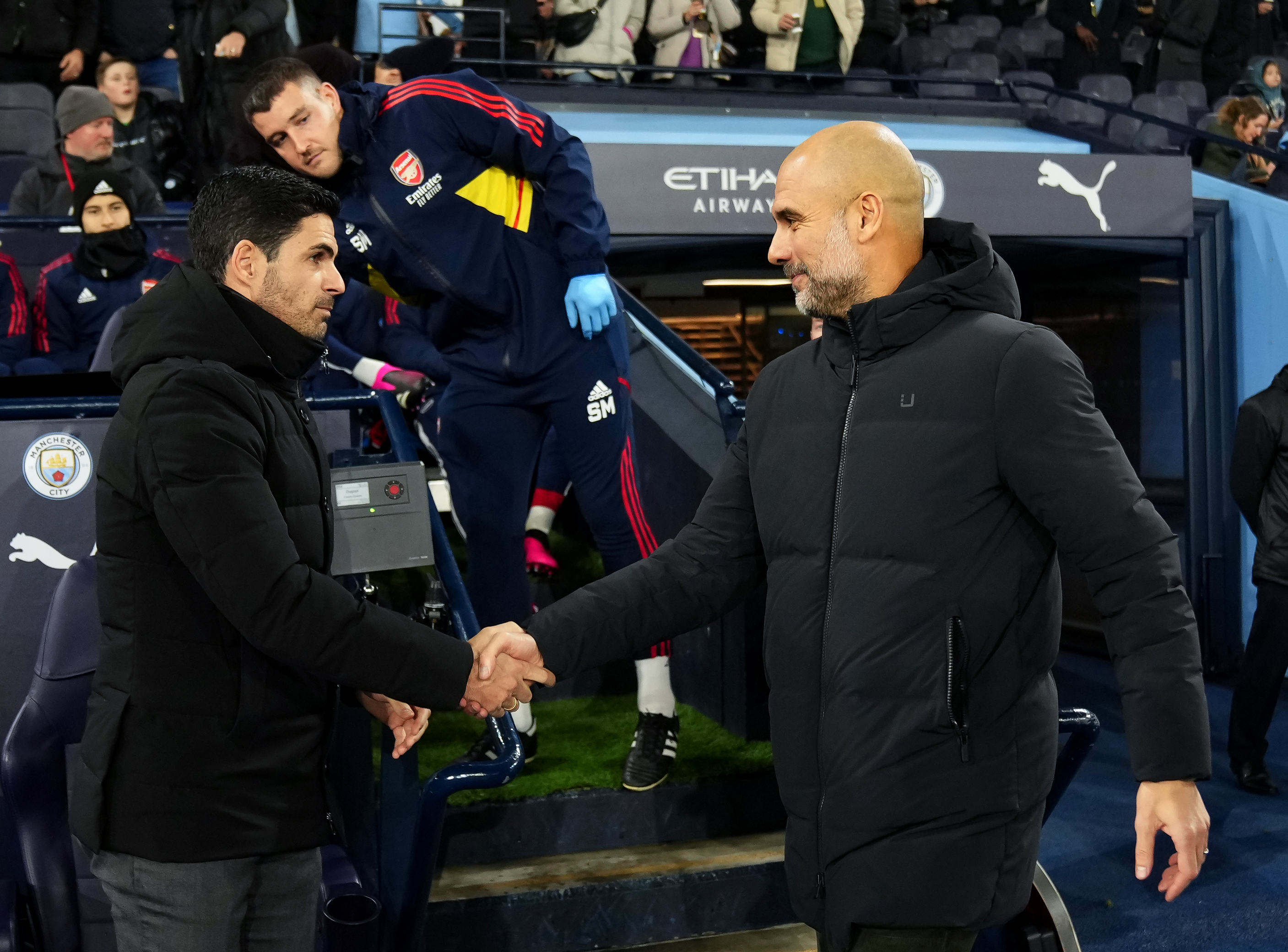 Pep Guardiola shakes hands with Mikel Arteta - Manchester City v Arsenal - Premier League