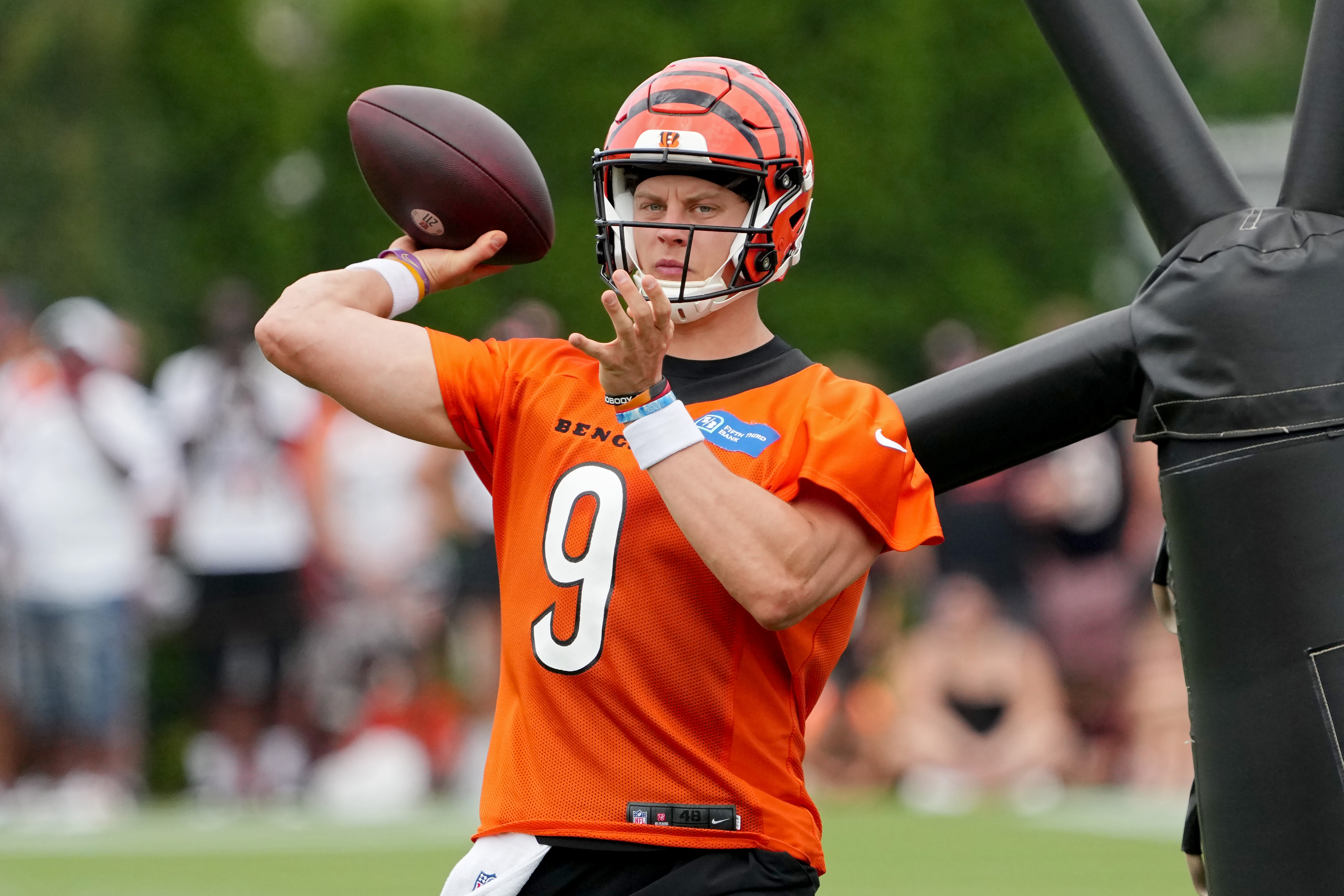 Joe Burrow of the Cincinnati Bengals participates in a drill during training camp at Kettering Health Practice Fields on July 26, 2023 in Cincinnati, Ohio.