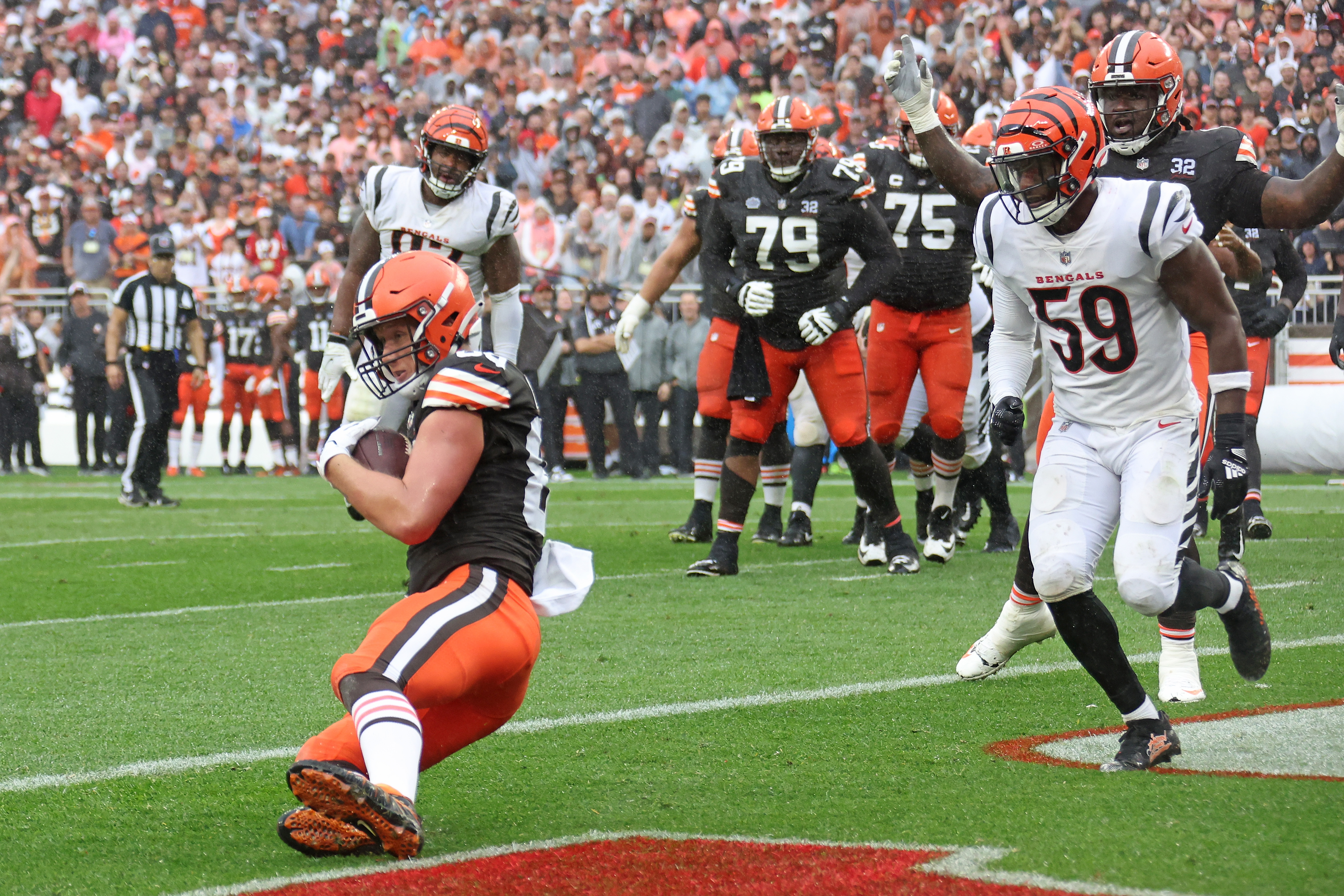Harrison Bryant #88 of the Cleveland Browns catches a touchdown pass against the Cincinnati Bengals during the second half at Cleveland Browns Stadium on September 10, 2023 in Cleveland, Ohio.