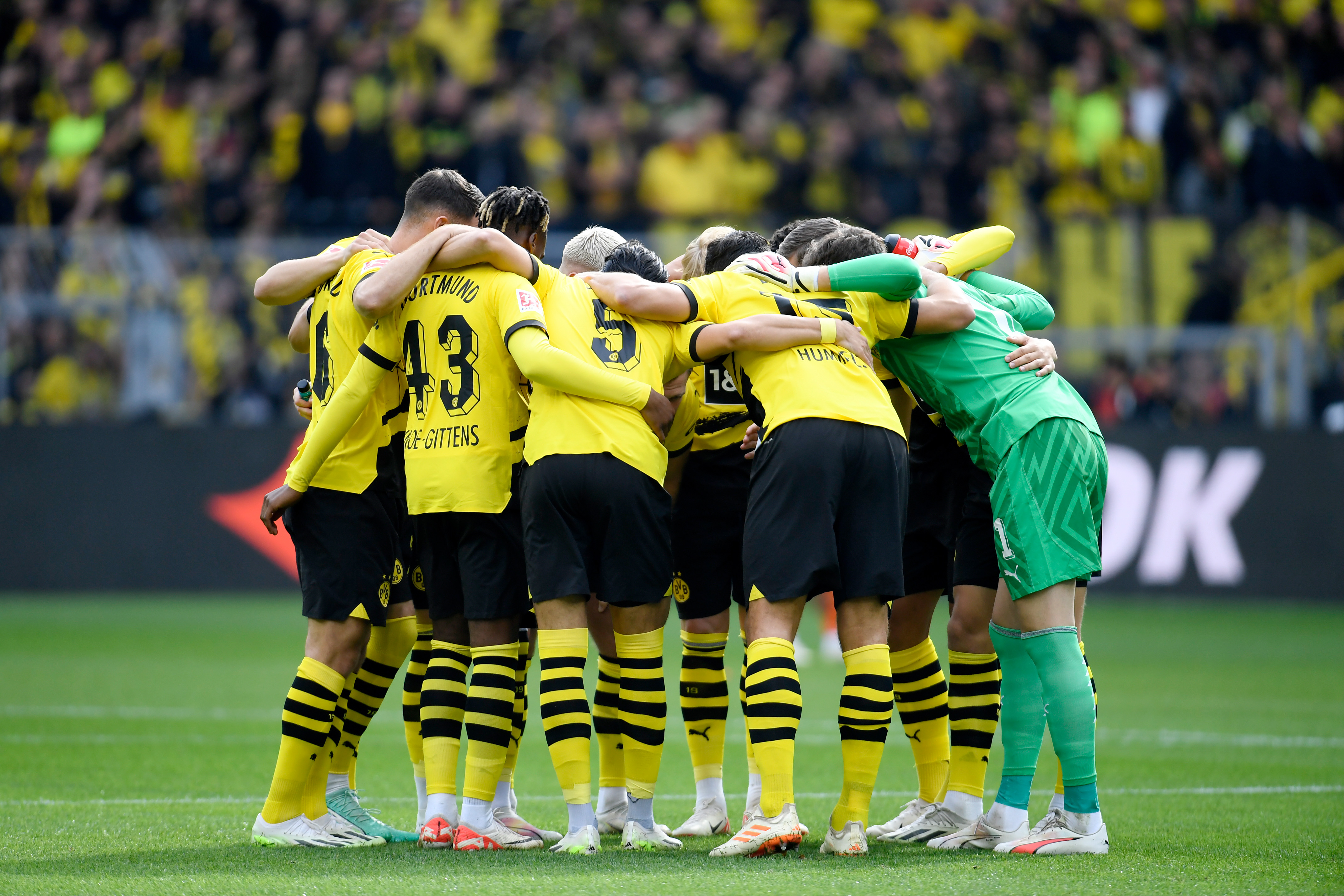 Borussia Dortmund v VFL Wolfsburg - German Bundesliga