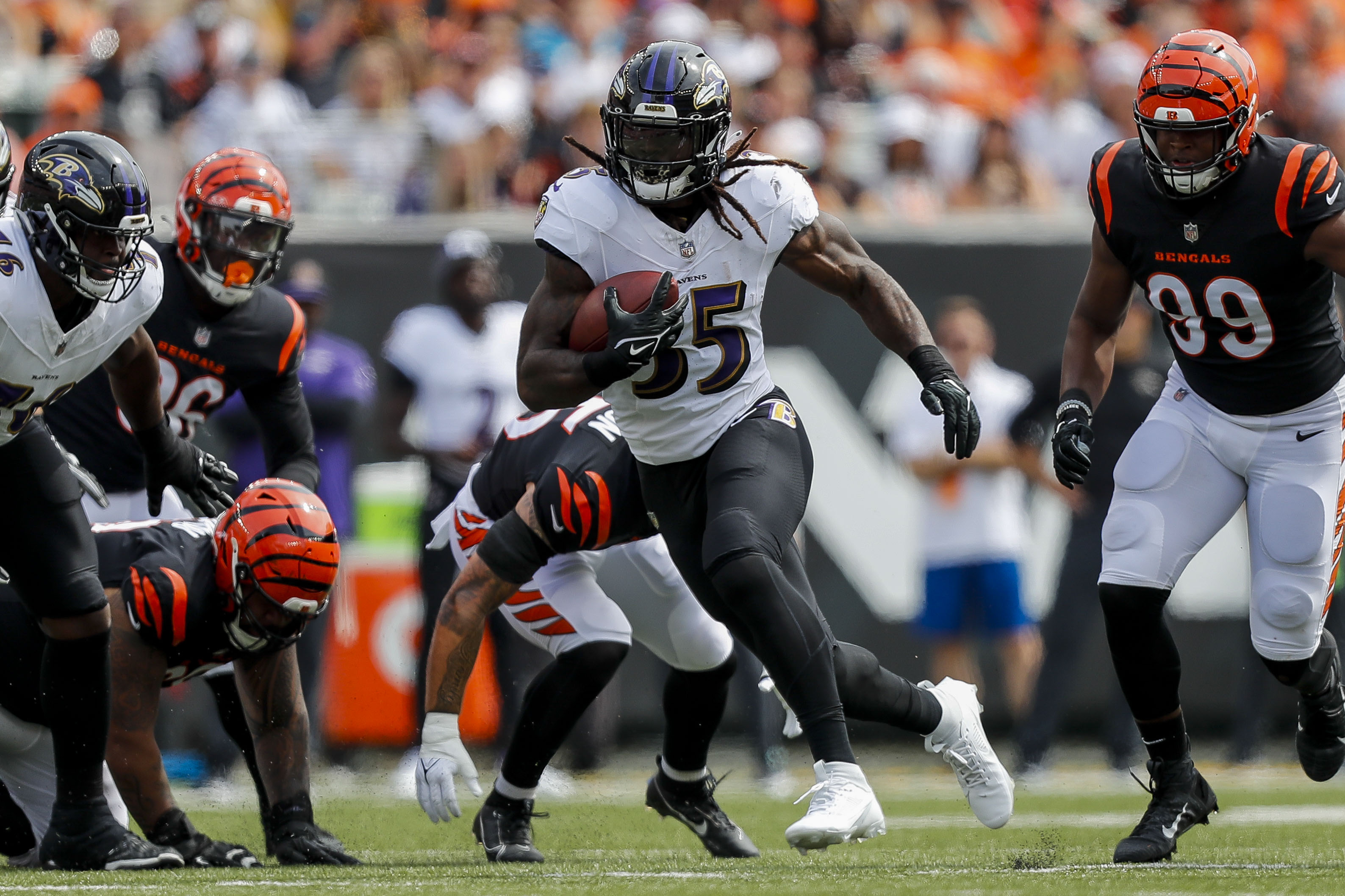 Baltimore Ravens running back Gus Edwards (35) runs with the ball against the Cincinnati Bengals in the first half at Paycor Stadium.&nbsp;