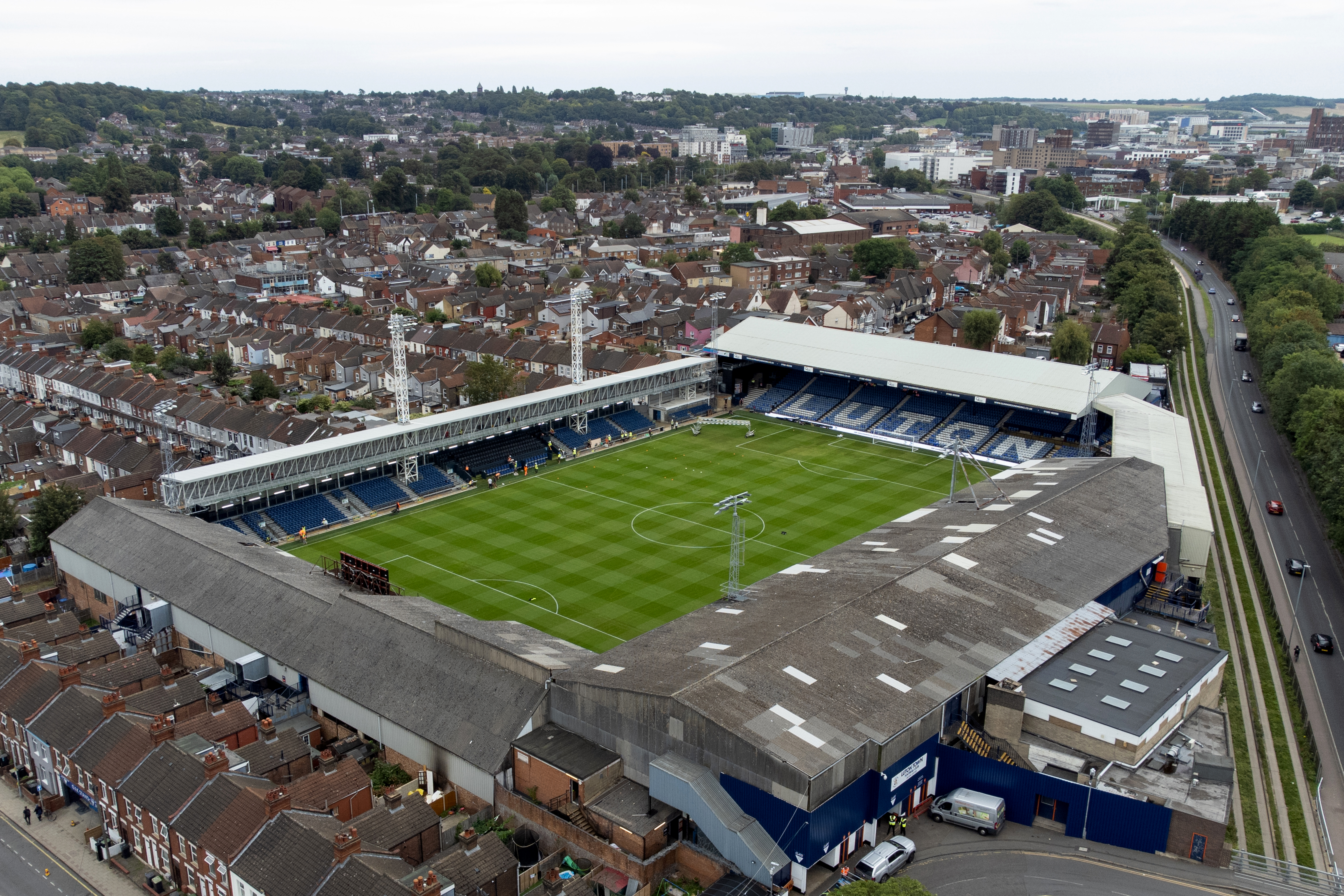 Luton Town v Gillingham - Carabao Cup - Second Round - Kenilworth Road