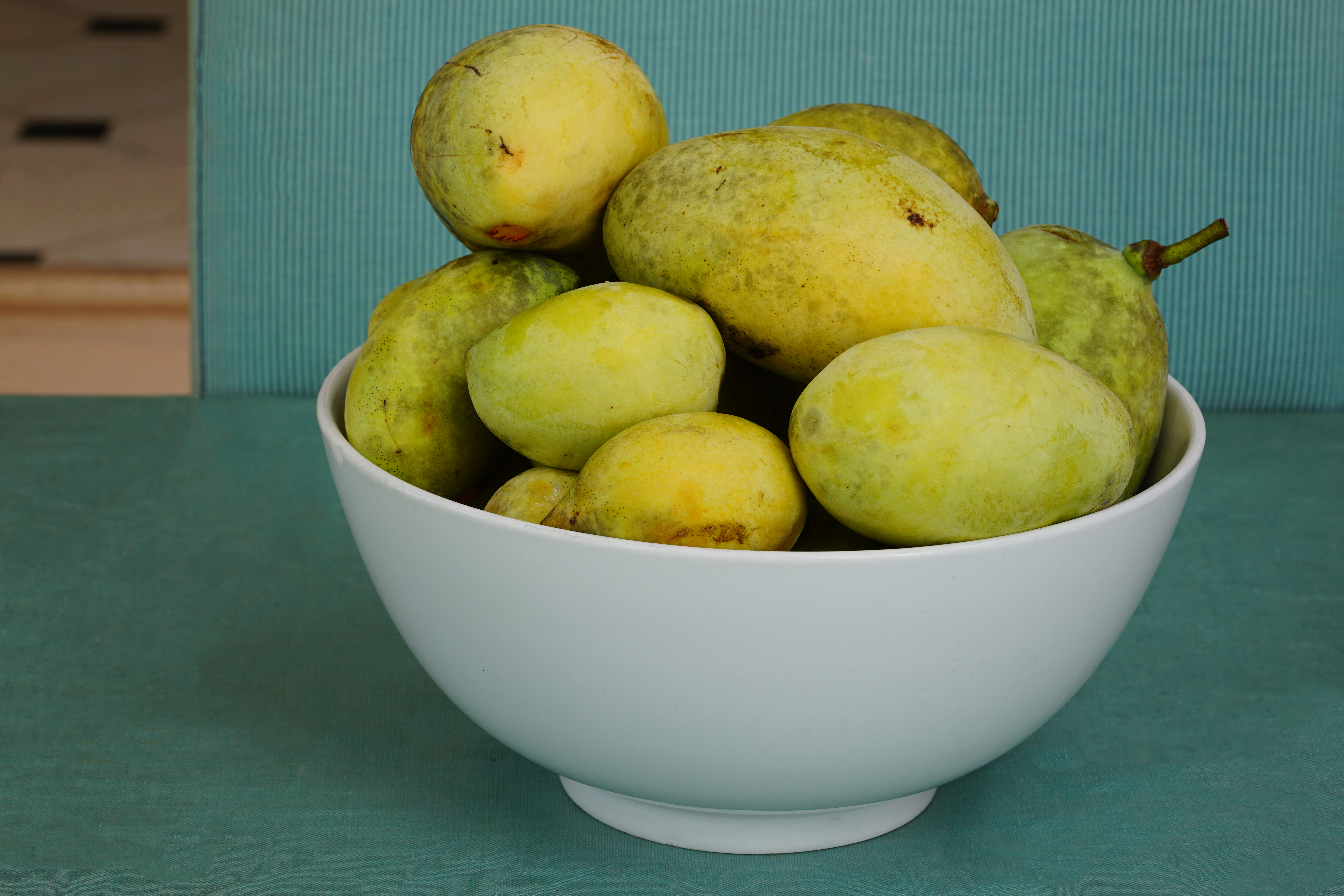 A bowl of pawpaw.