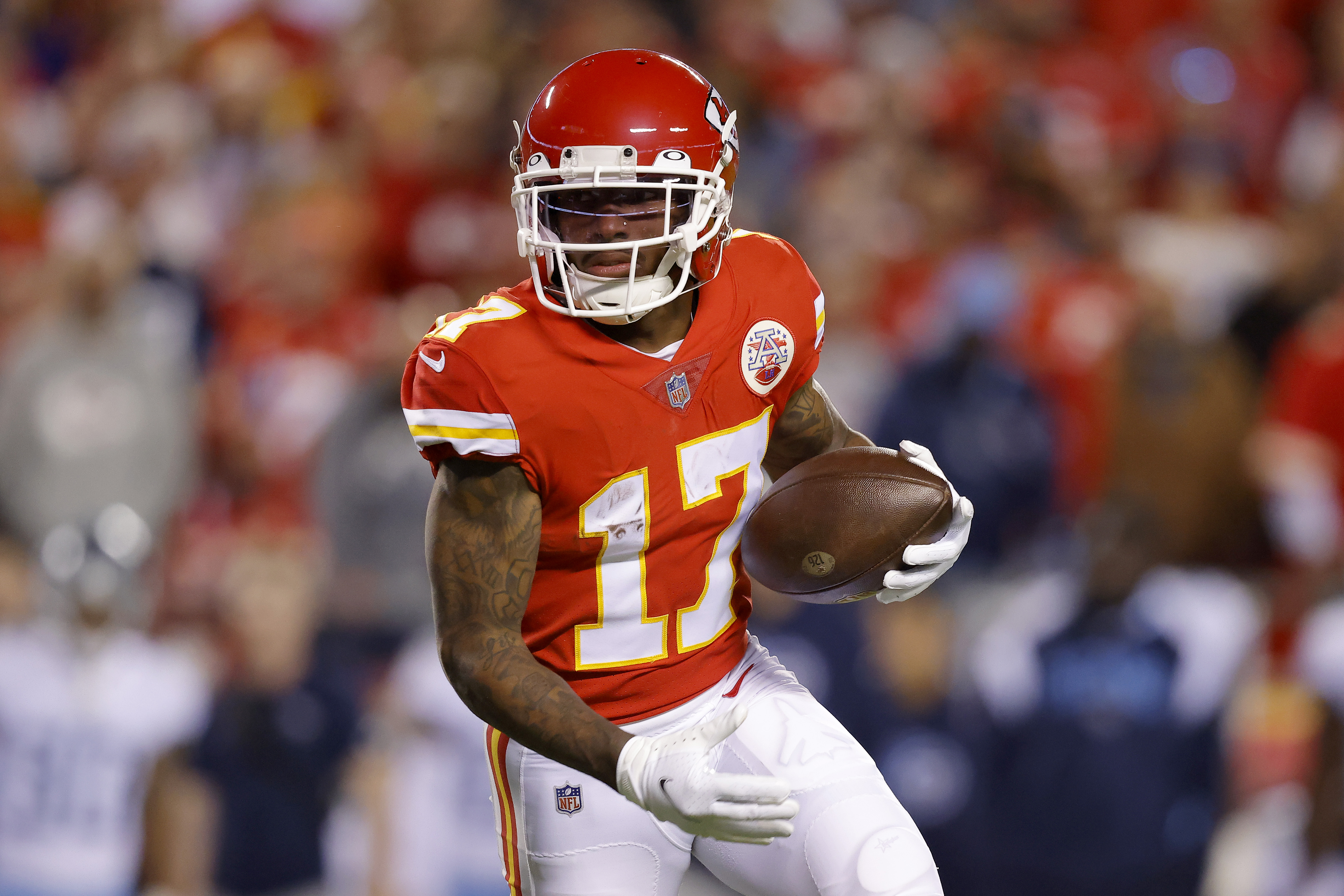Mecole Hardman #17 of the Kansas City Chiefs runs with the ball against the Tennessee Titans in the first half at Arrowhead Stadium on November 06, 2022 in Kansas City, Missouri.