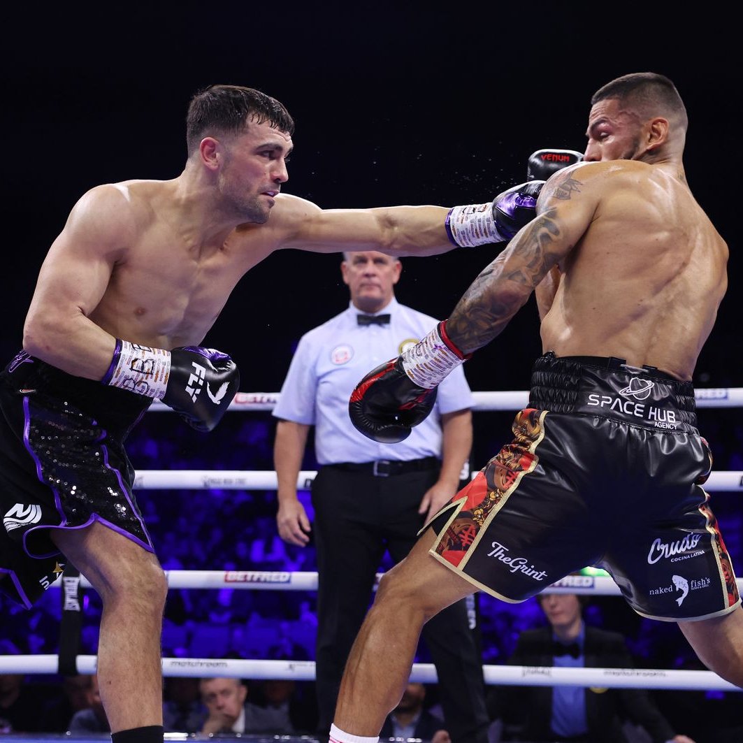 Jack Catterall had no trouble with a badly faded Jorge Linares