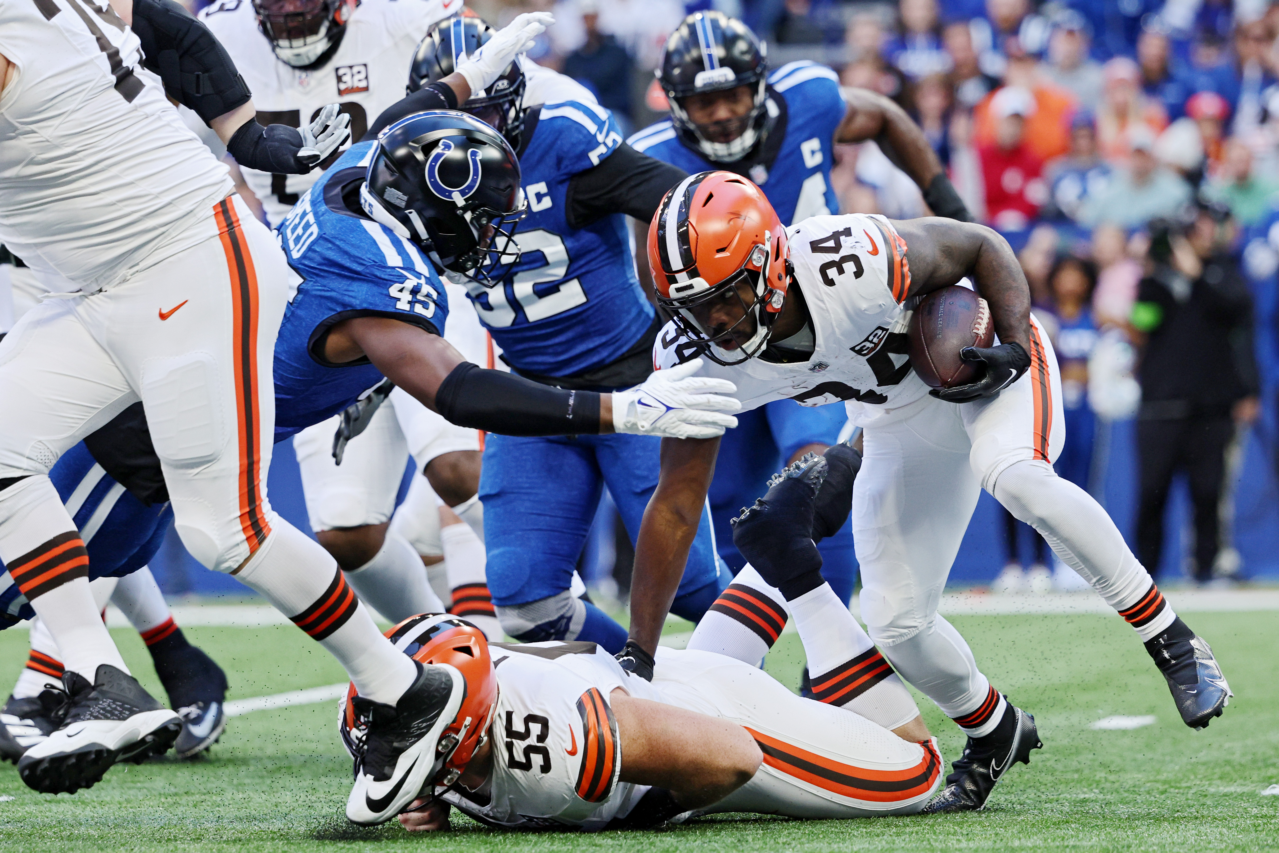 Cleveland Browns v Indianapolis Colts