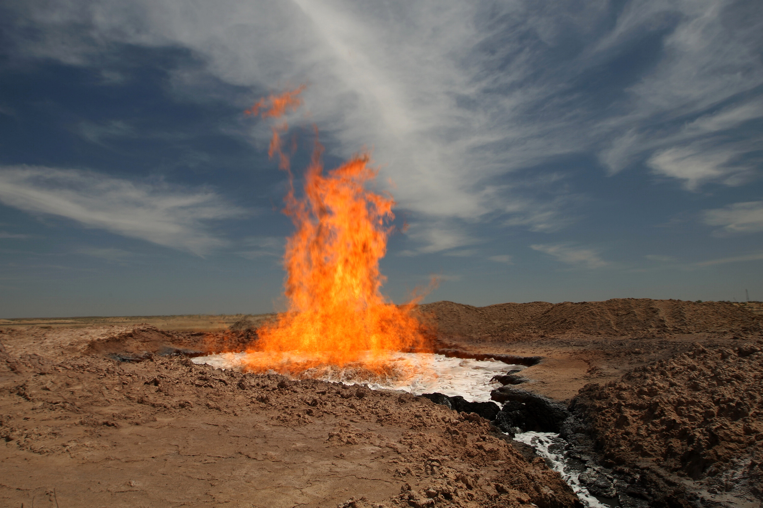 Decade Long Fire Rages At The Little Gate To Hell In Turkmenistan