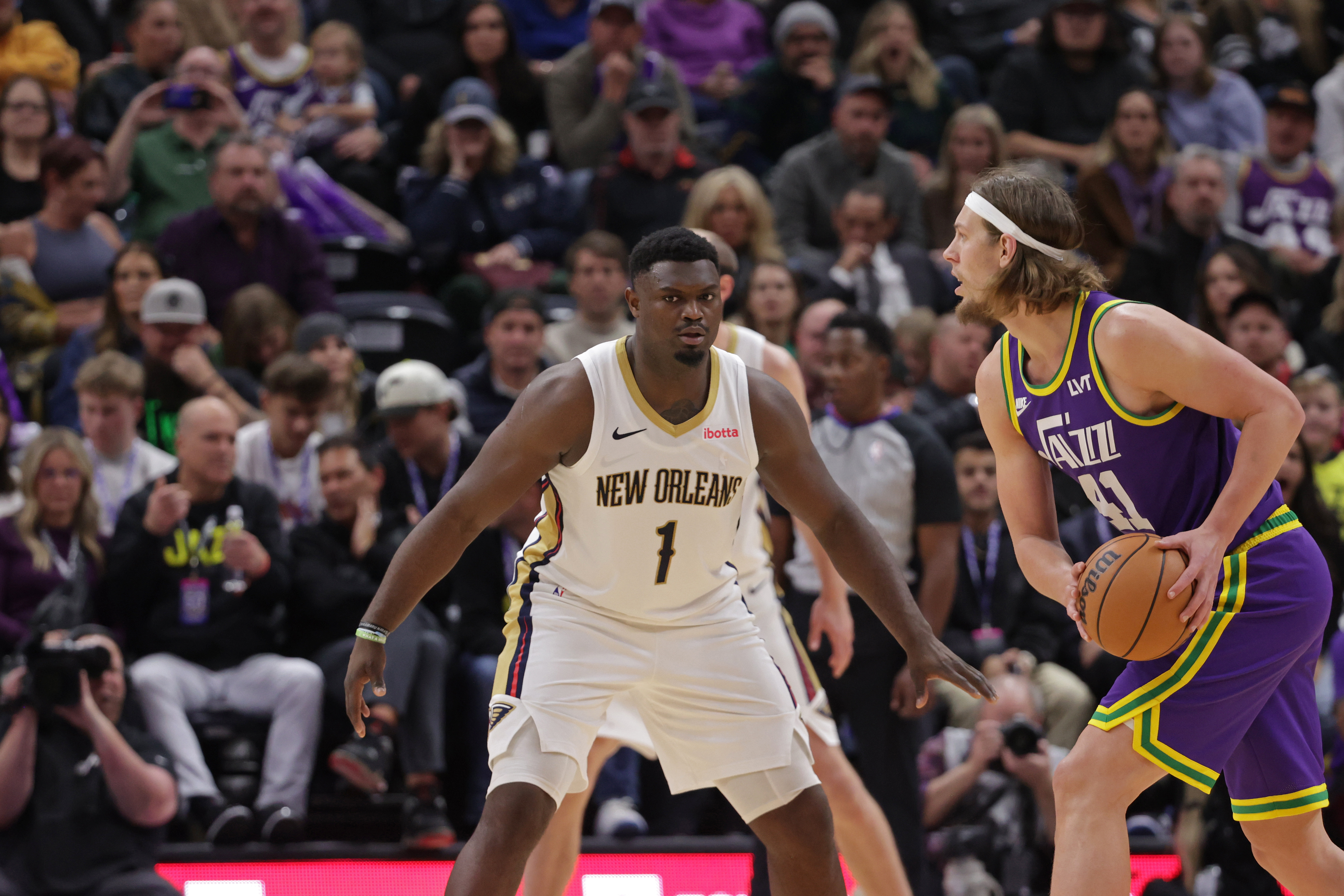 Zion Williamson #1 of the New Orleans Pelicans plays defense against the Utah Jazz on November 27, 2023 at the Delta Center in Salt Lake City, Utah.