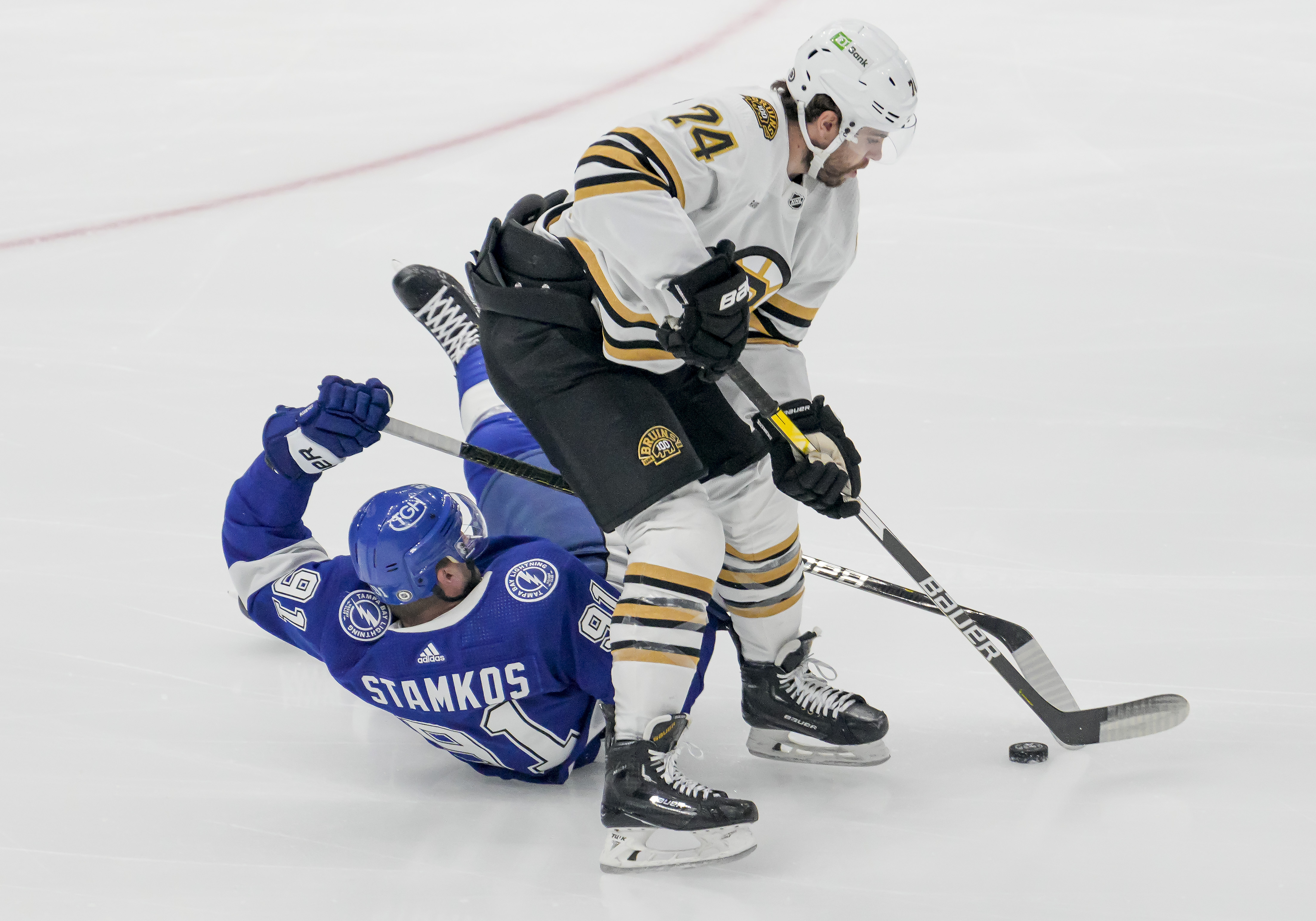 NHL: NOV 20 Bruins at Lightning
