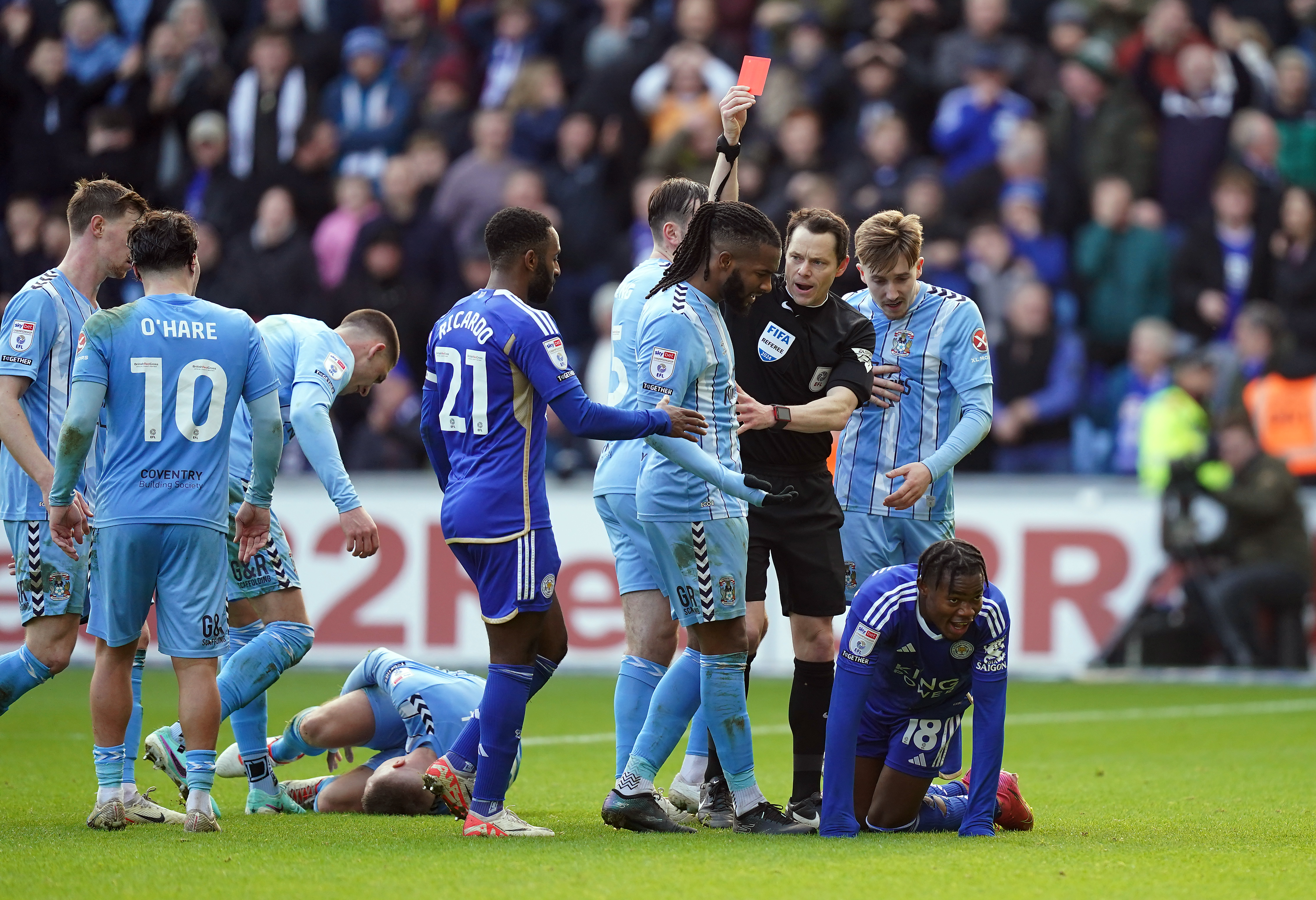 Coventry City v Leicester City - Sky Bet Championship - Coventry Building Society Arena